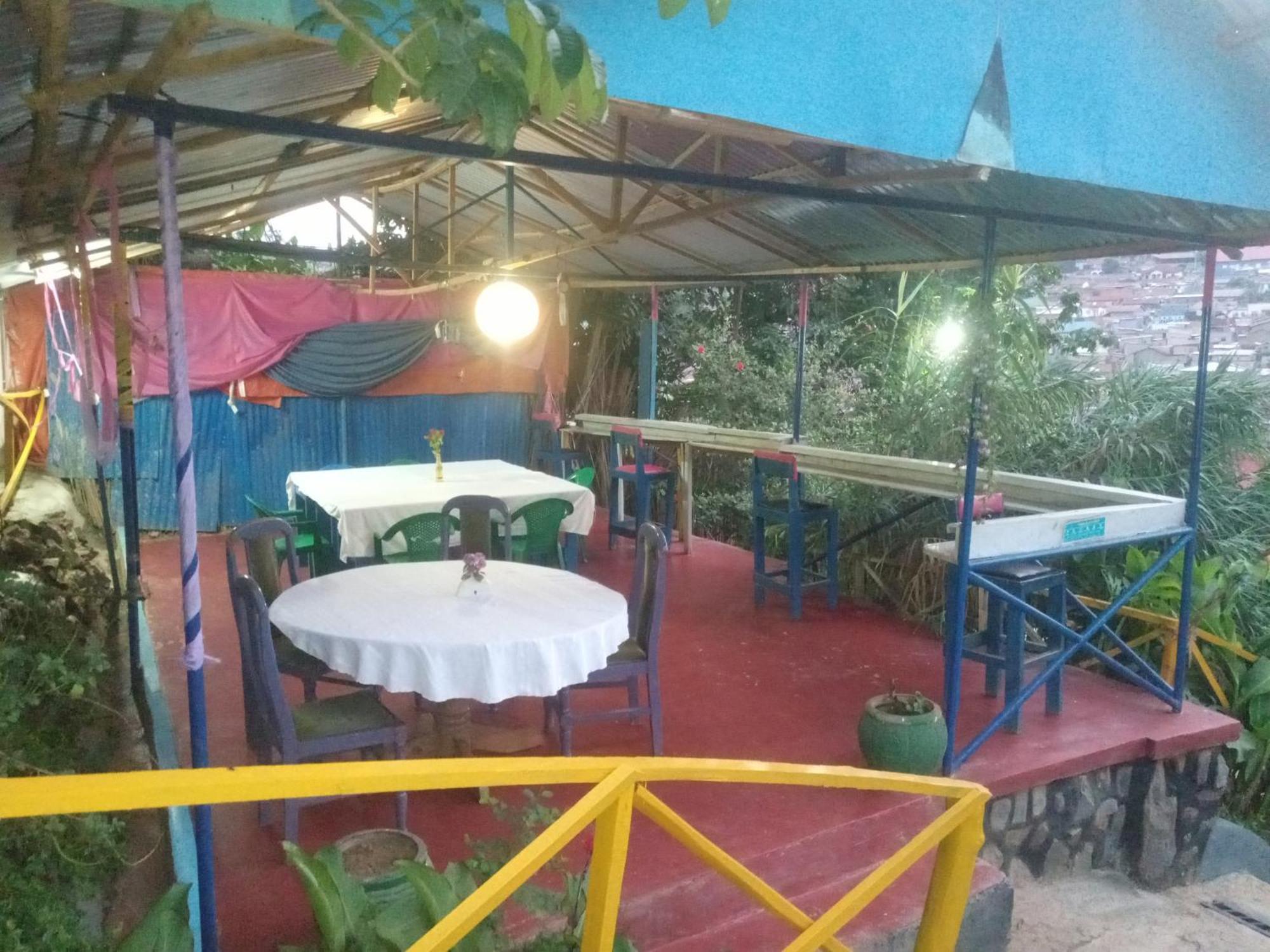 Colours Club&Spa Kigali Extérieur photo