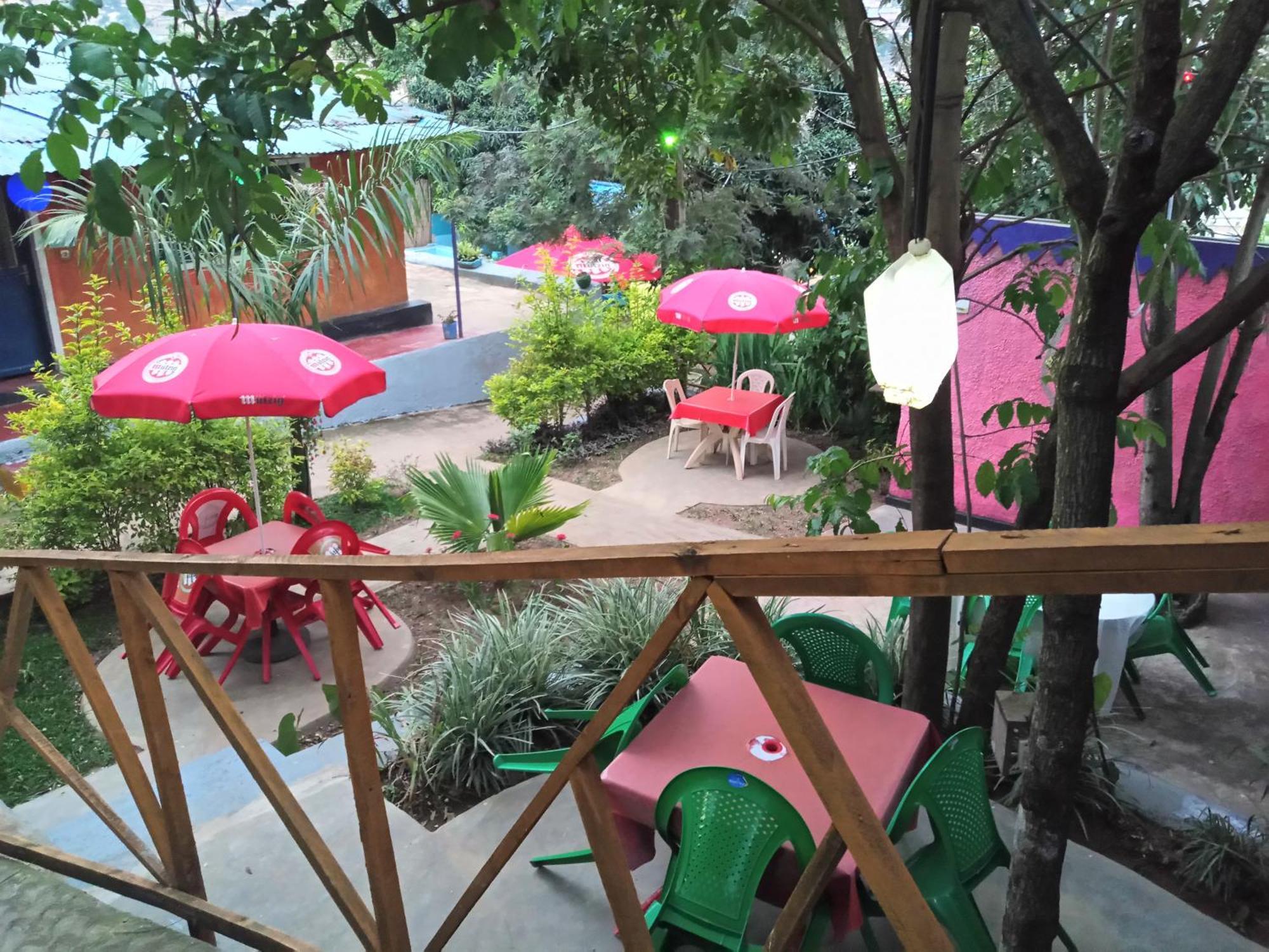 Colours Club&Spa Kigali Extérieur photo